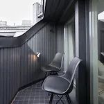 Glorious Penthouse With Private Sauna And Jacuzzi Apartment