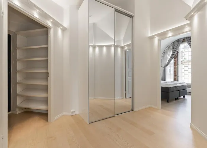 Glorious Penthouse With Private Sauna And Jacuzzi