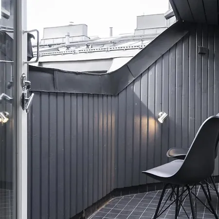 Glorious Penthouse With Private Sauna And Jacuzzi Helsinki