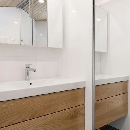 Glorious Penthouse With Private Sauna And Jacuzzi * Helsinki