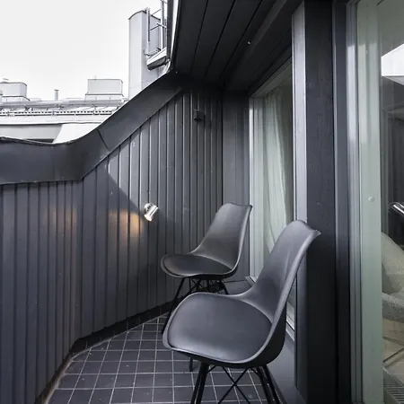 Glorious Penthouse With Private Sauna And Jacuzzi Lejlighed